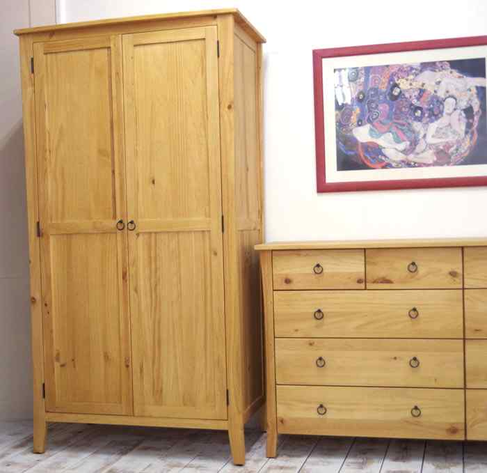 おしゃれになる脚付き家具