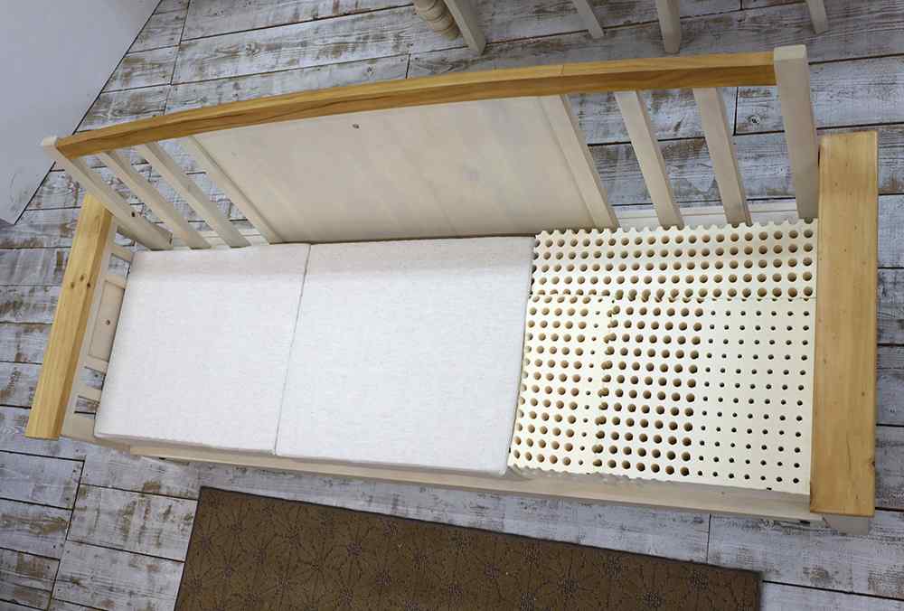 へたらないソファの造り
