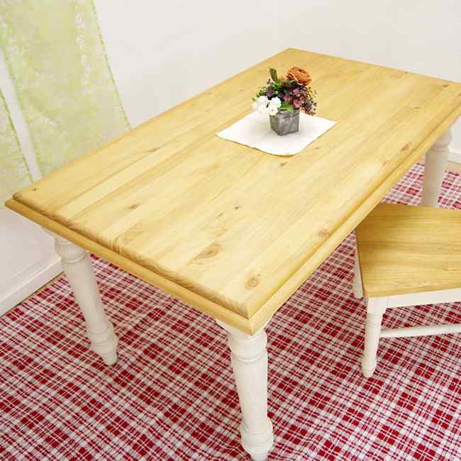 パイン家具専門店のダイニングテーブル幅140cm