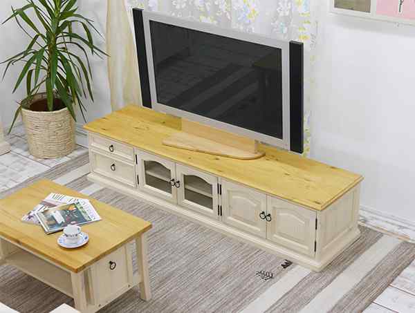 無垢材の床に合うフレンチカントリーテレビ台に寄せられたお声